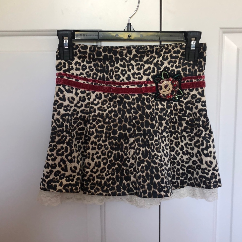Cheetah Print Mini Skirt with Flower Embroidery